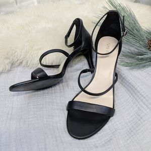 Nine West Black Leather Strappy Sandal Heels